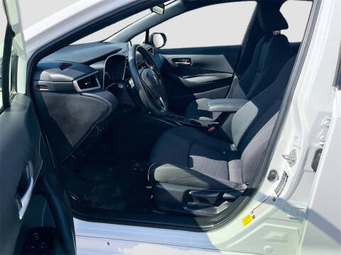 2022 Toyota Corolla Hatchback SE Nightshade Edition