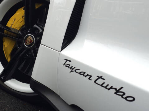 2020 Porsche Taycan Turbo