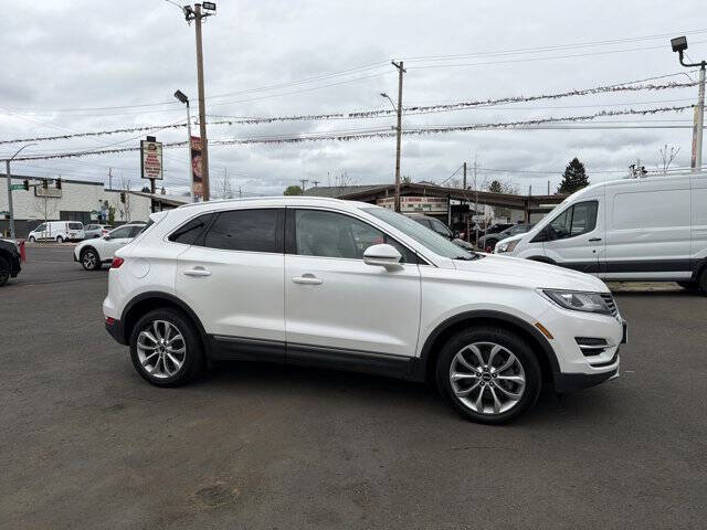 2017 Lincoln MKC Select