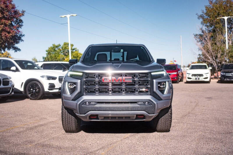 2024 GMC Canyon AT4