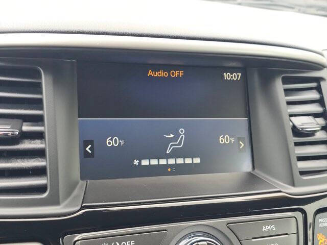 2019 Nissan Pathfinder SV