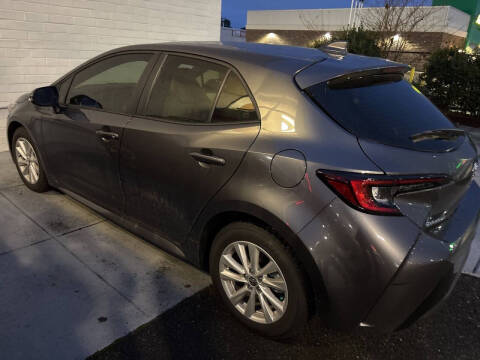 2025 Toyota Corolla Hatchback SE