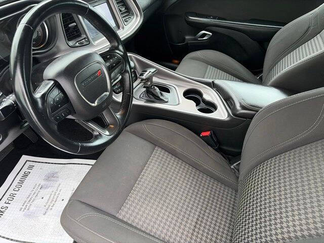 2019 Dodge Challenger SXT