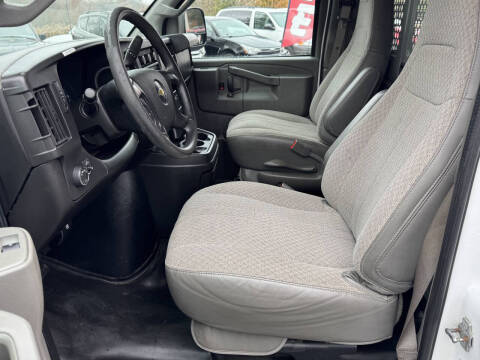 2016 Chevrolet Express 2500