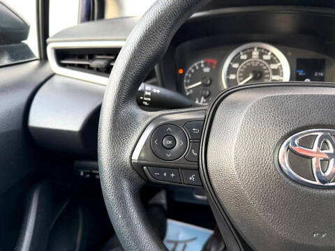 2022 Toyota Corolla LE