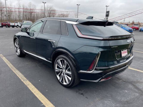 2024 Cadillac LYRIQ Luxury 3