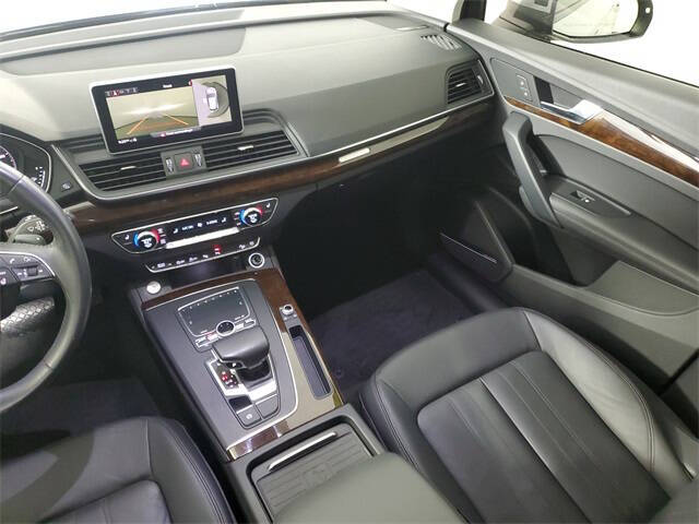 2019 Audi Q5 quattro Prestige 45 TFSI