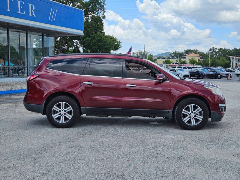2017 Chevrolet Traverse LT