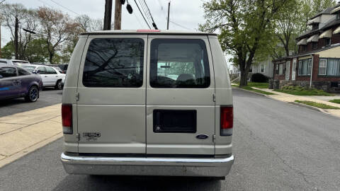 2005 Ford E-Series E-150