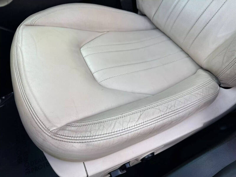 2015 Maserati Ghibli