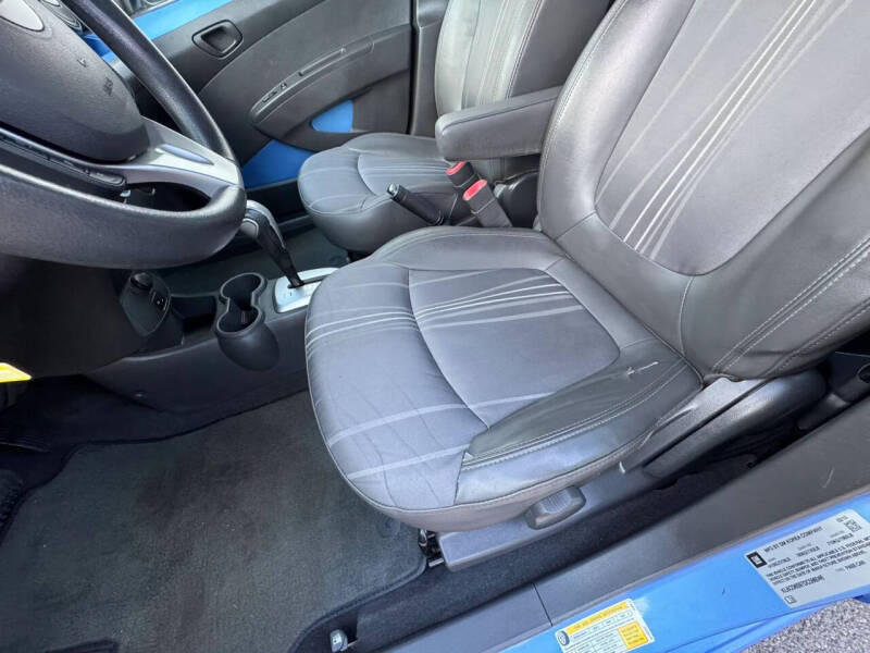 2013 Chevrolet Spark 1LT Auto