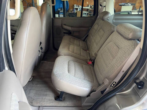 2002 Ford Explorer XLS