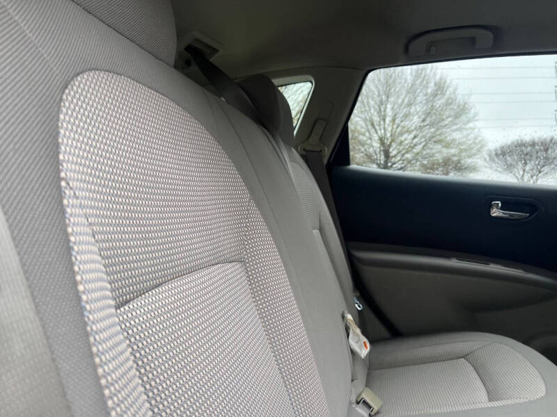 2012 Nissan Rogue SV