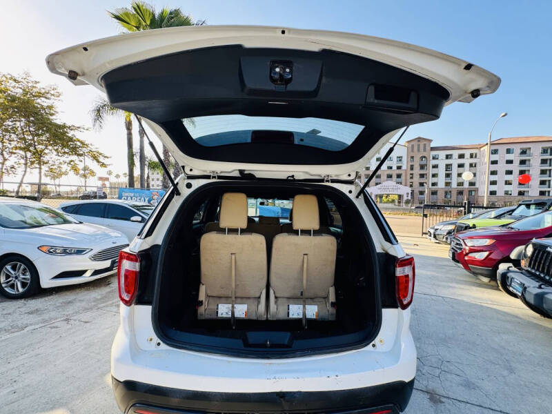 2016 Ford Explorer