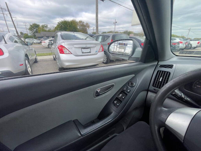 2010 Hyundai Elantra Blue