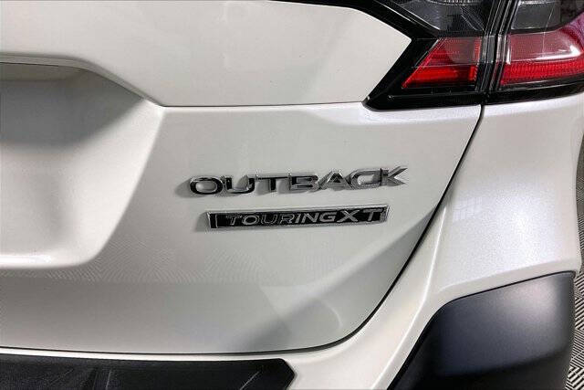2022 Subaru Outback Touring XT