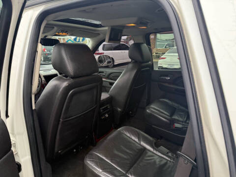 2011 Cadillac Escalade Premium