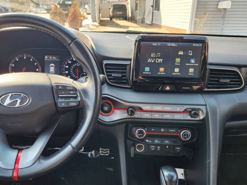 2020 Hyundai Veloster