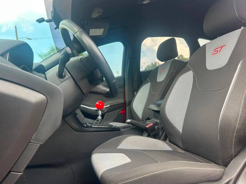 2018 Ford Focus ST