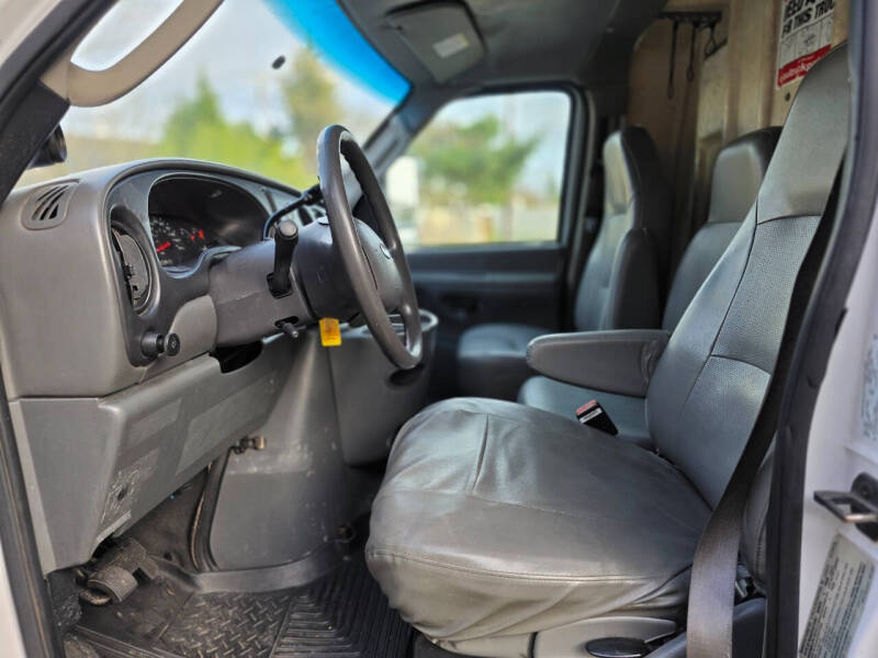 2007 Ford E-Series E-450 SD