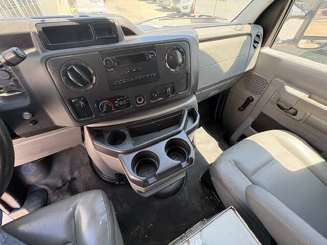 2011 Ford E-Series