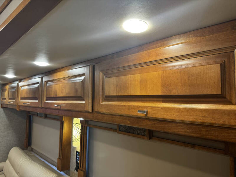 2018 Tiffin Allegro RED