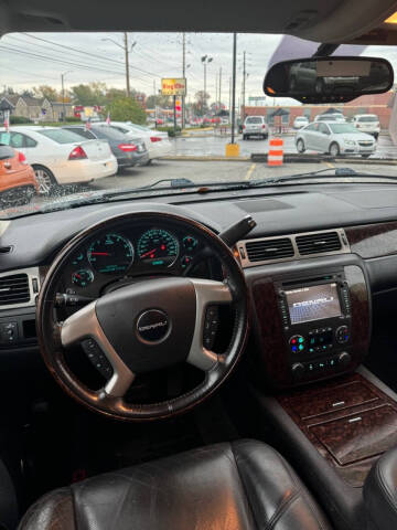 2012 GMC Yukon Denali