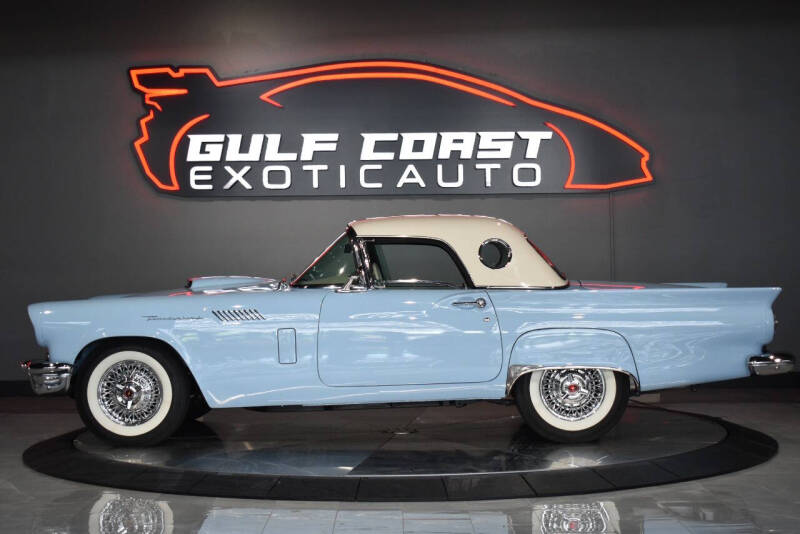 1957 Ford Thunderbird