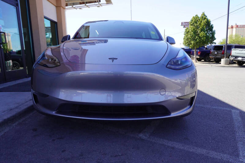 2024 Tesla Model Y Performance