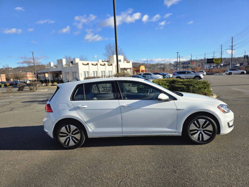 2016 Volkswagen e-Golf SE