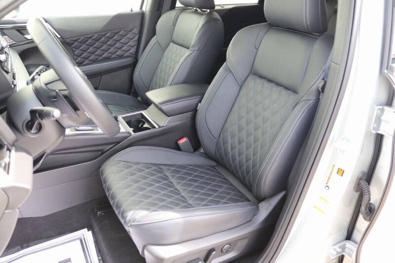 2024 Mitsubishi Outlander SEL