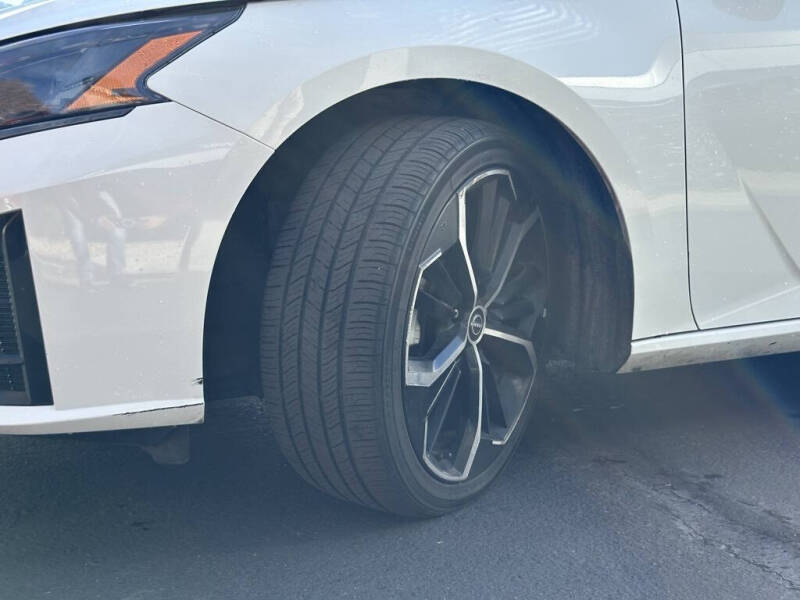 2023 Nissan Altima 2.5 SR