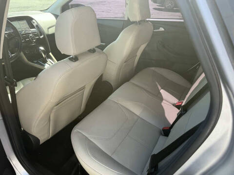 2017 Ford Focus Titanium