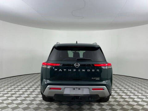 2023 Nissan Pathfinder Platinum