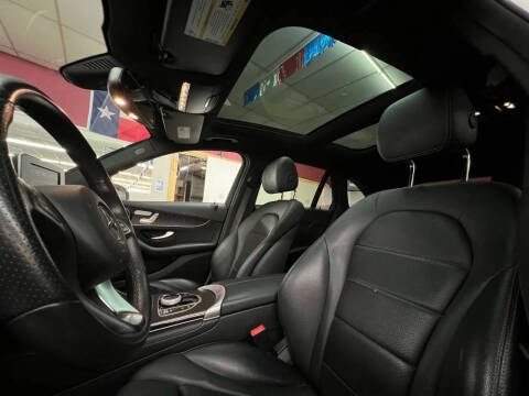 2017 Mercedes-Benz GLC GLC 300