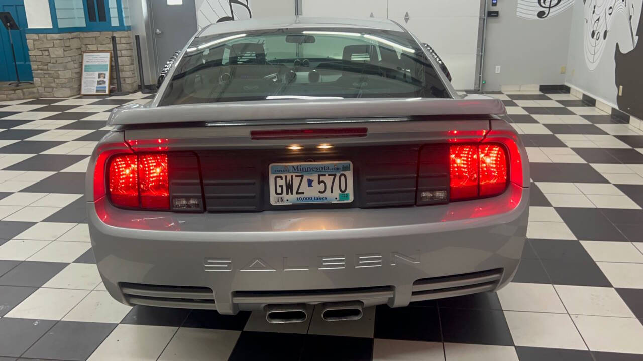2006 Ford Mustang 54