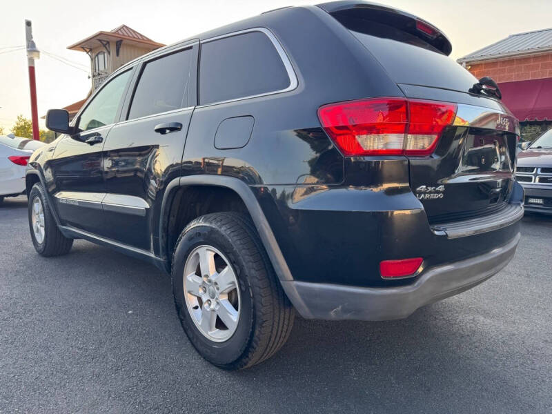 2013 Jeep Grand Cherokee Laredo