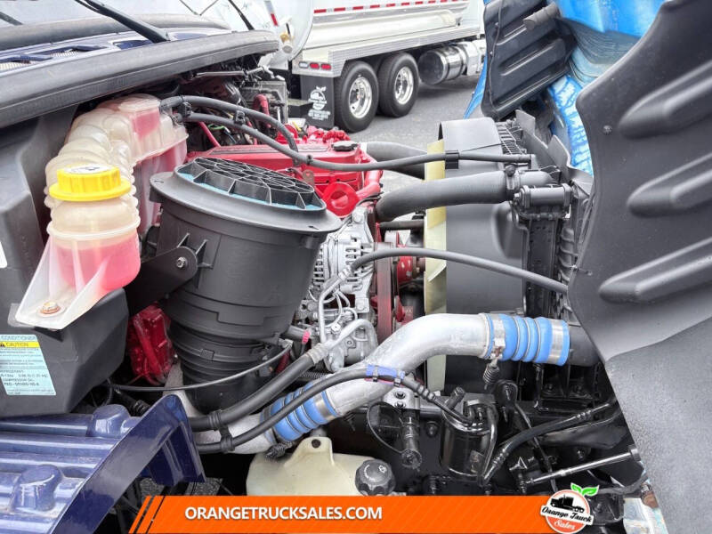 2020 Freightliner M2 106