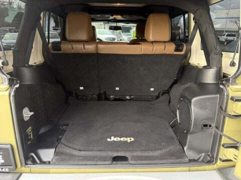 2013 Jeep Wrangler Unlimited Sahara