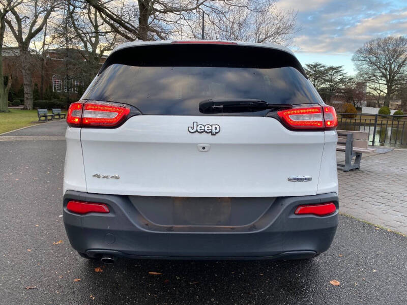 2017 Jeep Cherokee Latitude
