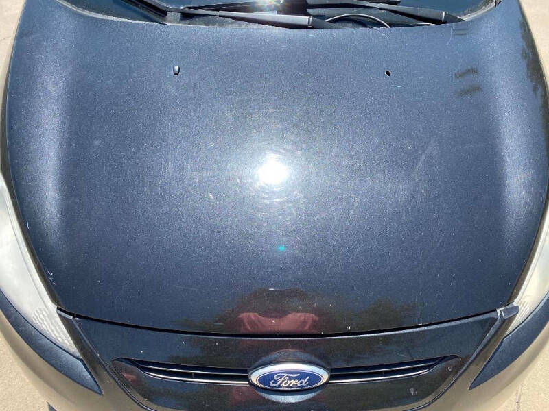 2011 Ford Fiesta SES