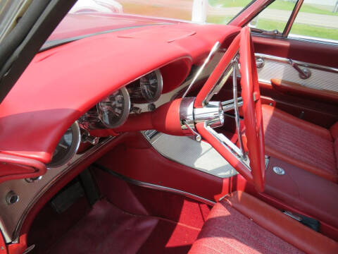 1962 Ford Thunderbird