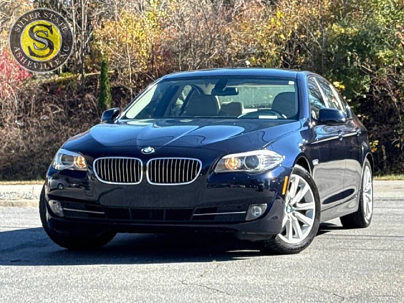 2011 BMW 5 Series 528i
