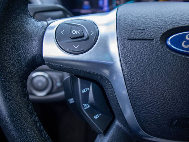 2013 Ford C-MAX Hybrid SE