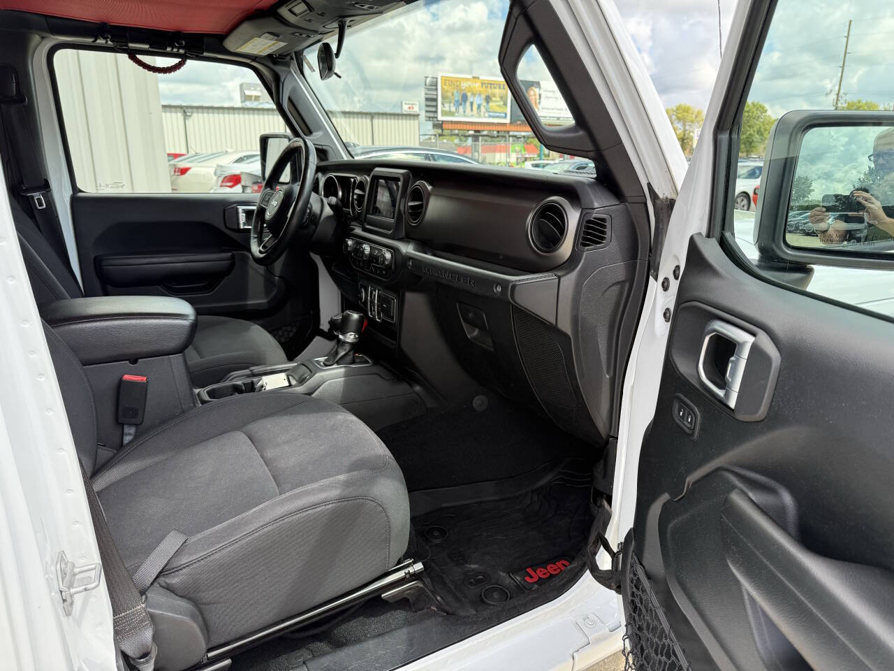 2018 Jeep Wrangler Unlimited Sport photo 11