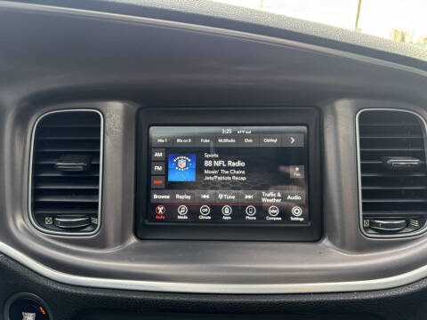 2019 Dodge Charger SXT