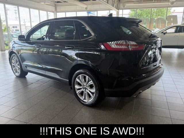 2022 Ford Edge Titanium