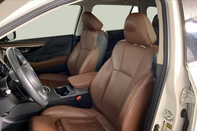 2022 Subaru Outback Touring XT