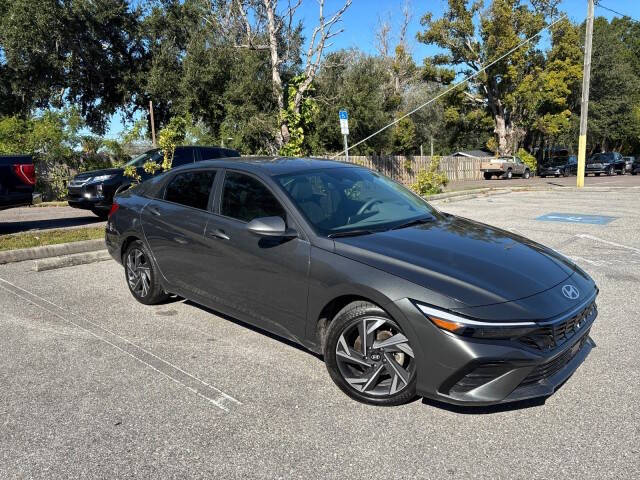 2024 Hyundai Elantra SEL