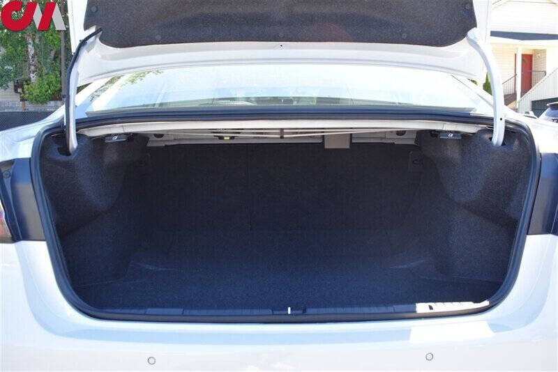 2024 Subaru Legacy Limited